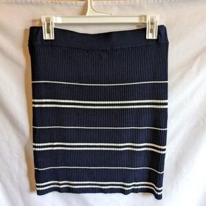 Lottie‎ Moss Skirt Size Large